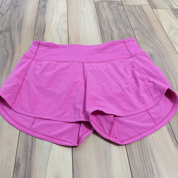 EUC! Lululemon Speed Up Shorts In Bright Pink Size 4 - Picture 2 of 14